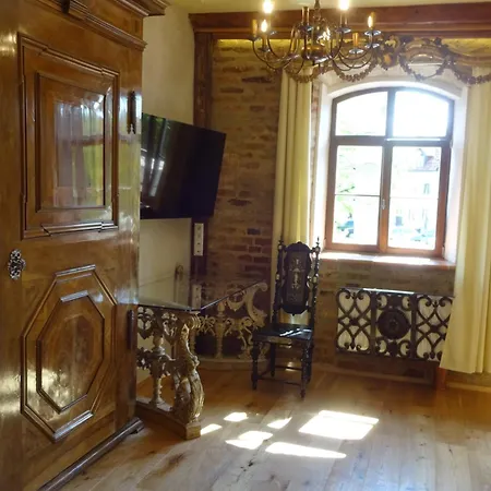 ホテル Wirgarten Antik ディンゴルフィング