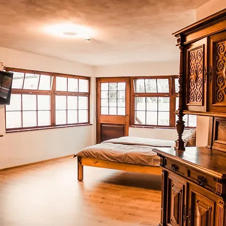 Wirgarten Antik 3* ディンゴルフィング