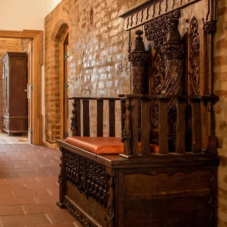 ホテル Wirgarten Antik