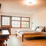 Hotel Wirgarten Antik