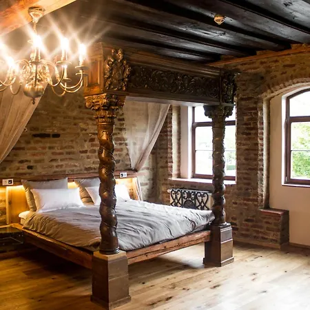 Hotel Wirgarten Antik 3*